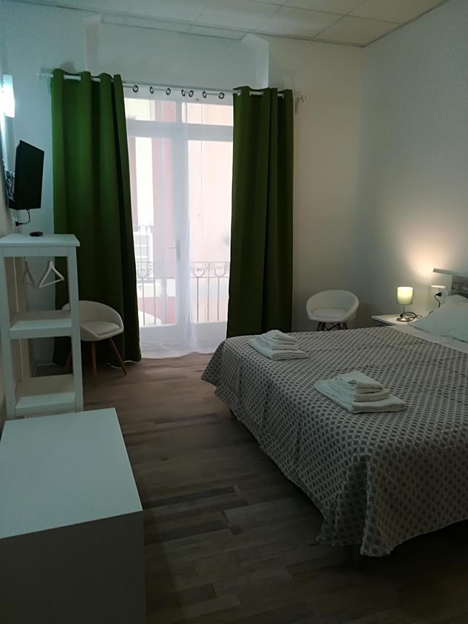 カリアリ B.House Bed & Breakfast エクステリア 写真